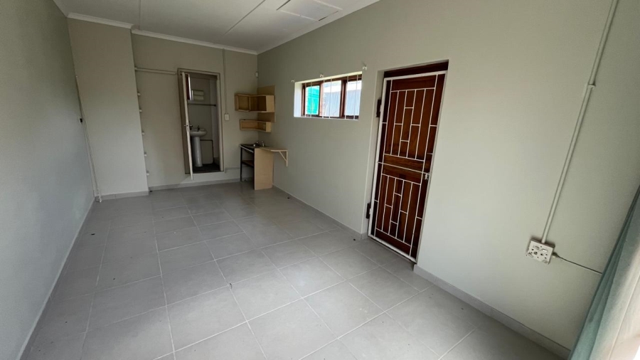 3 Bedroom Property for Sale in Wavecrest Eastern Cape
